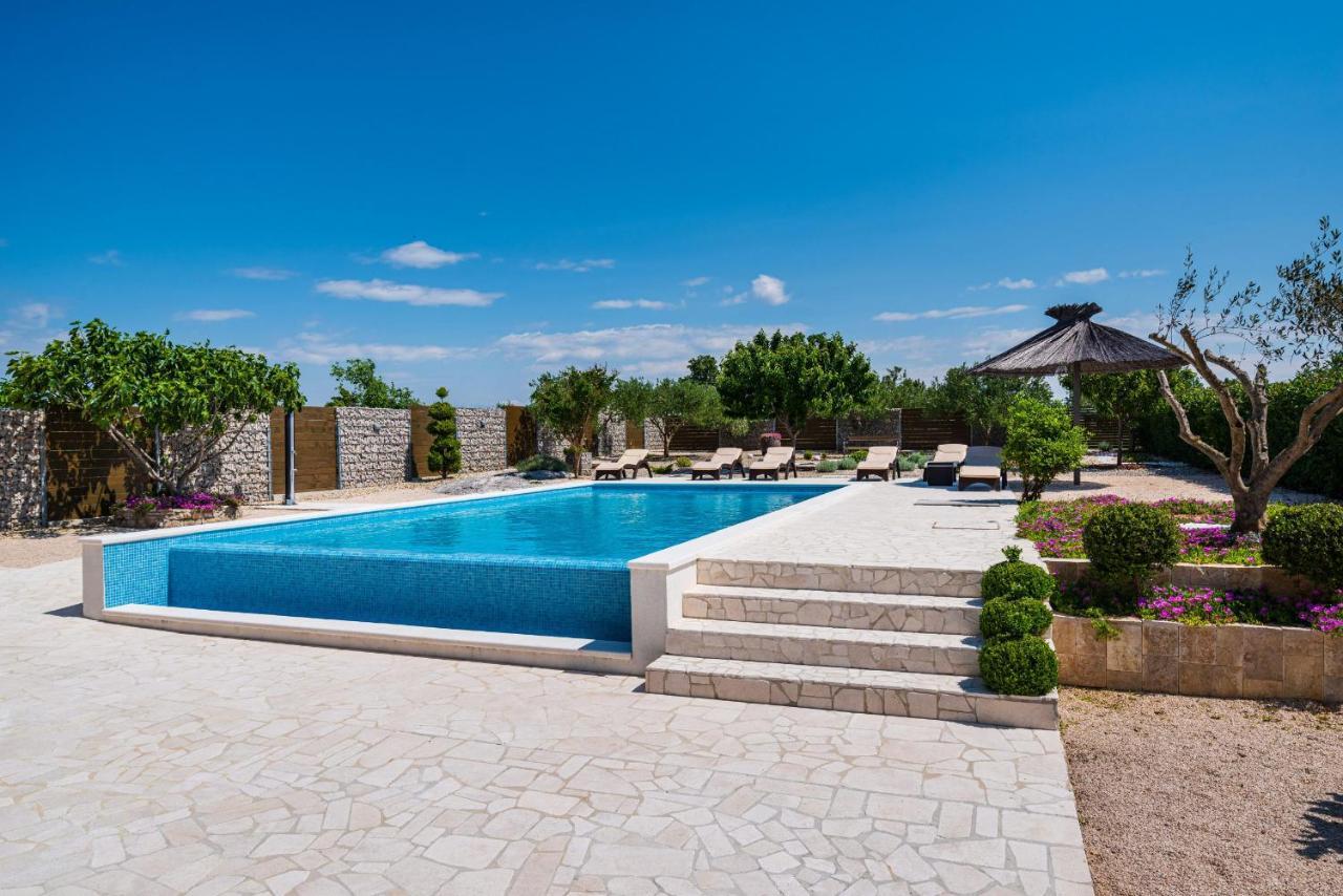 Villa Olive Garden Zadarvillas Pristeg Eksteriør bilde